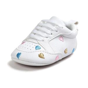 Baskets basses motifs cœurs à lacets