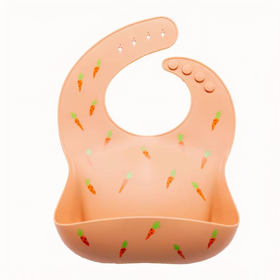 Bavoir en silicone imperméable avec imprimé de carottes pour bébé – Image 6
