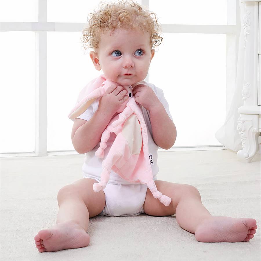 Doudou lapin rose en peluche pour bébés – Image 5