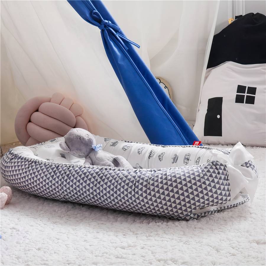 Lit réducteur avec Oreiller pour Bébé et Nouveau-né – Image 3