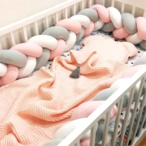 Tour de Lit Tressé Bébé