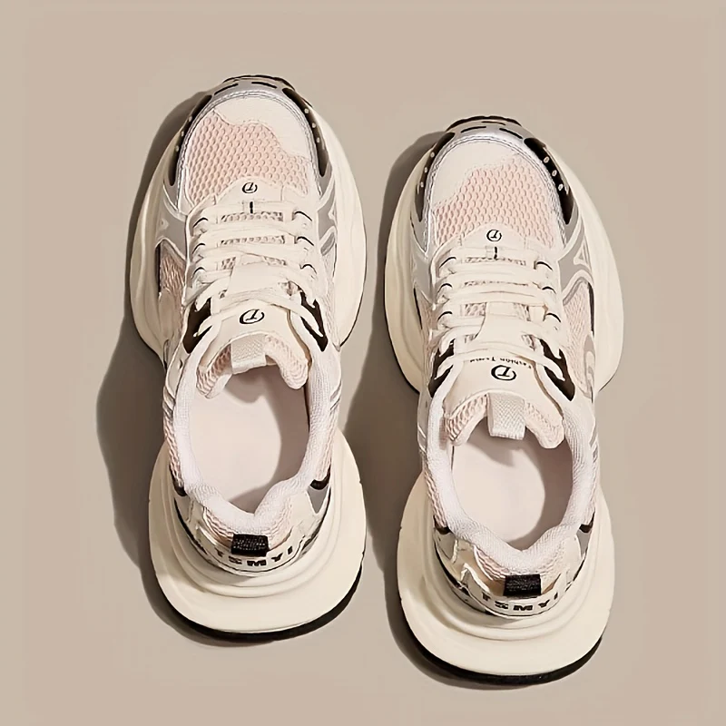 Chaussures à plateforme respirantes et confortables avec des accents scintillants – Image 3