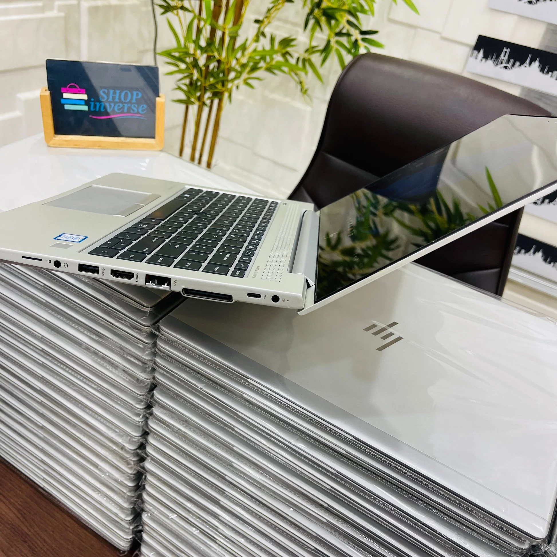 HP 840 G5 i5™ 8e- 512SSD 16Go- 14"- Occasion- Gris – Image 7