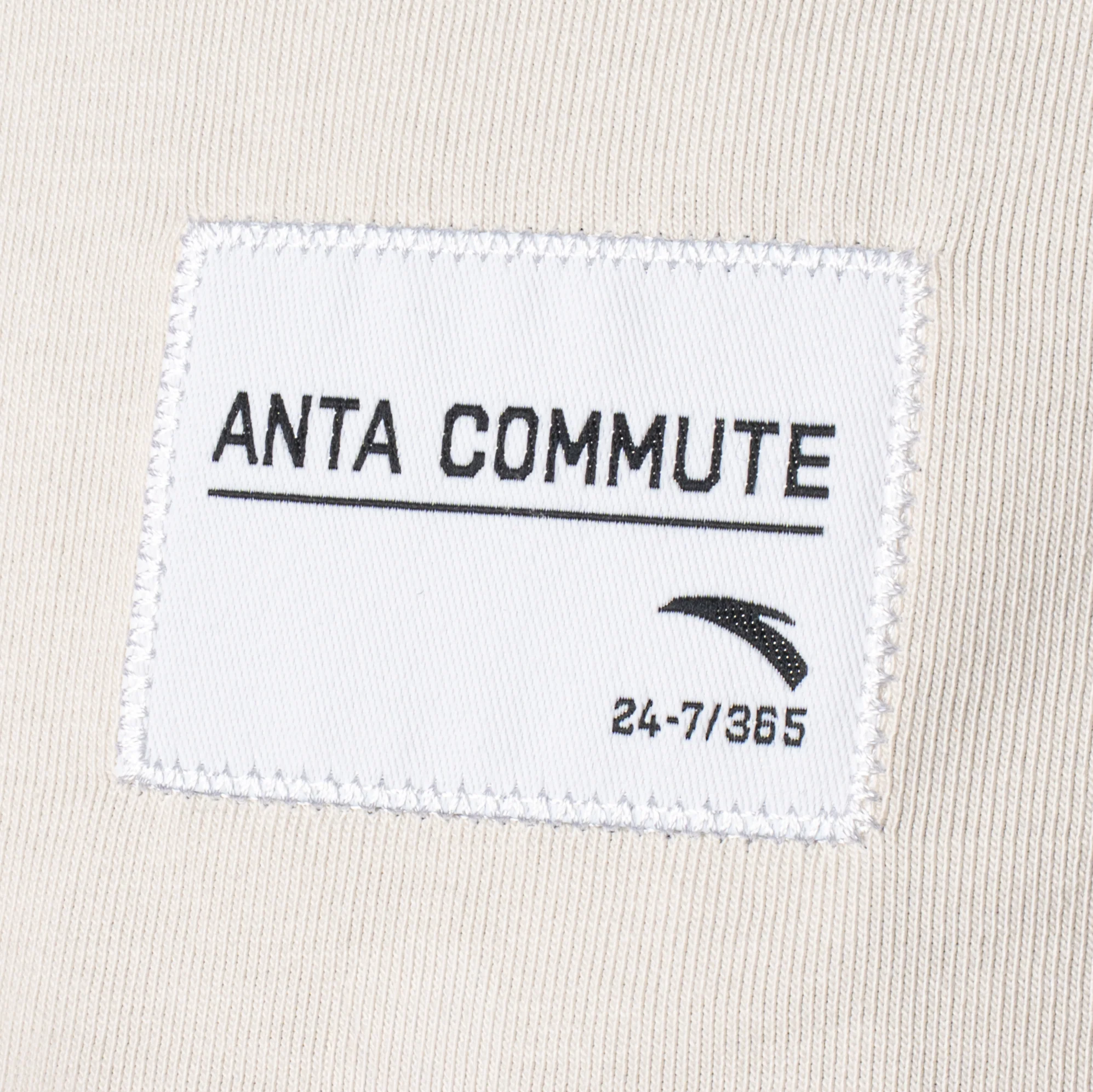 T-SHIRT COMMUTE – Image 5