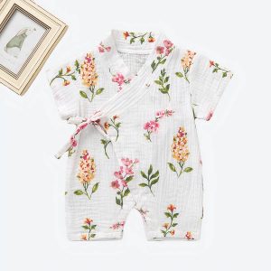 Tenue d’été style kimono imprimé floral pour bébé