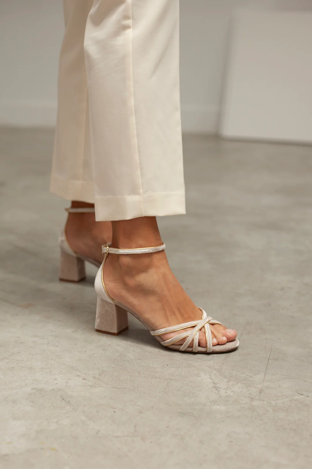 LOU 6 TALCO – Image 4