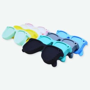 Anneau de dentition en forme de lunette pour bébé