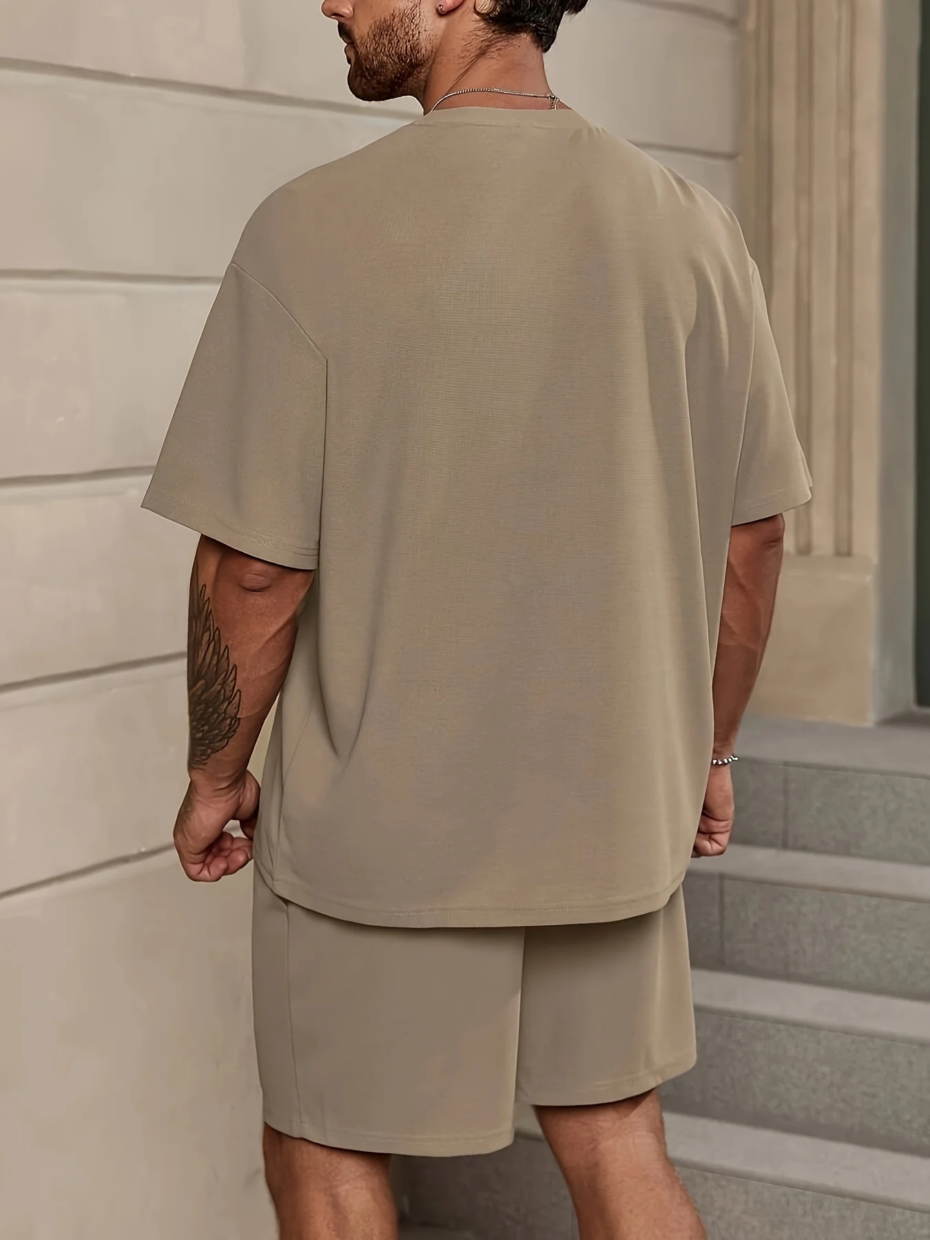 Ensemble 2 pièces , T-shirt à manches courtes à col rond et Short à taille élastique – Image 9