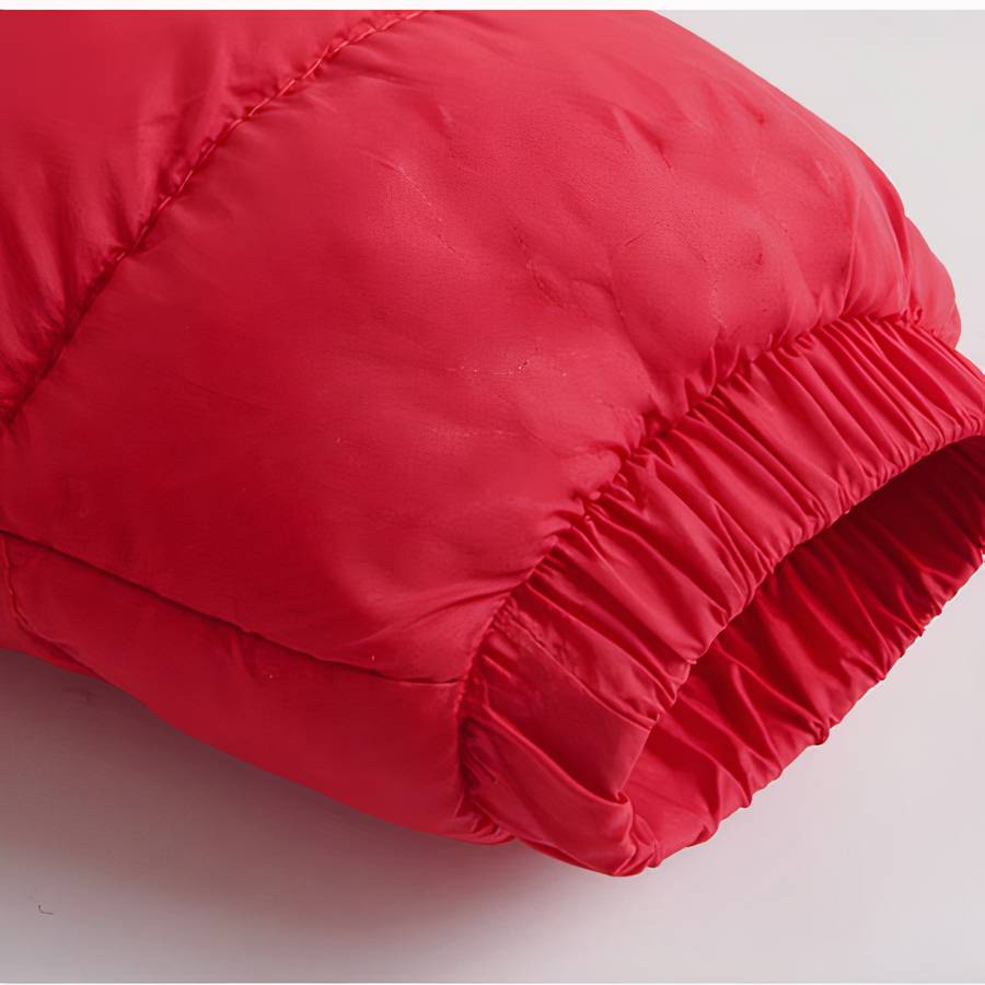 Doudoune bébé barbotteuse rouge avec capuche et chaussons – Image 6