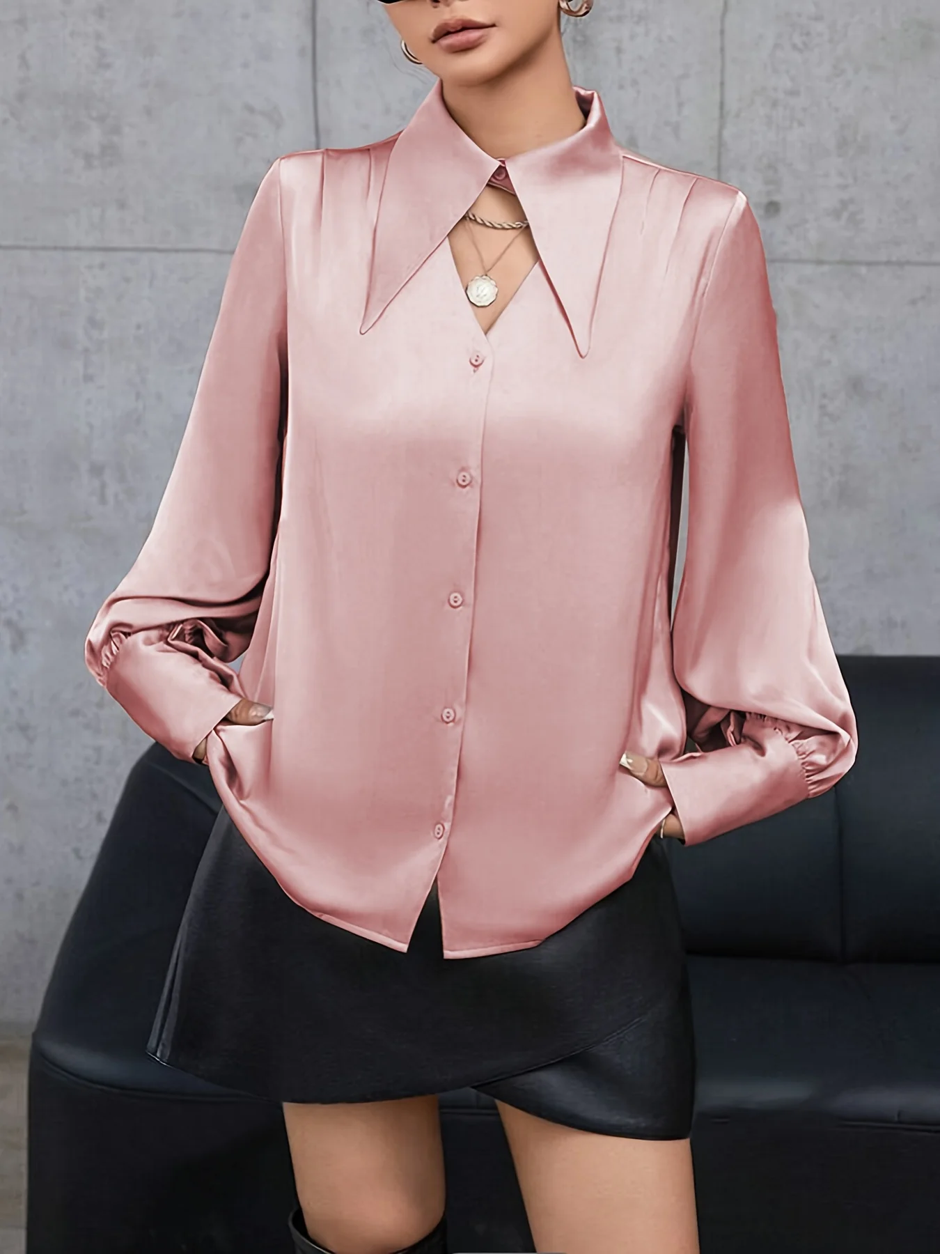 Chemise élégante en satin à manches longues – Image 4