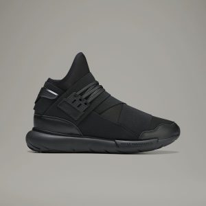 y 3